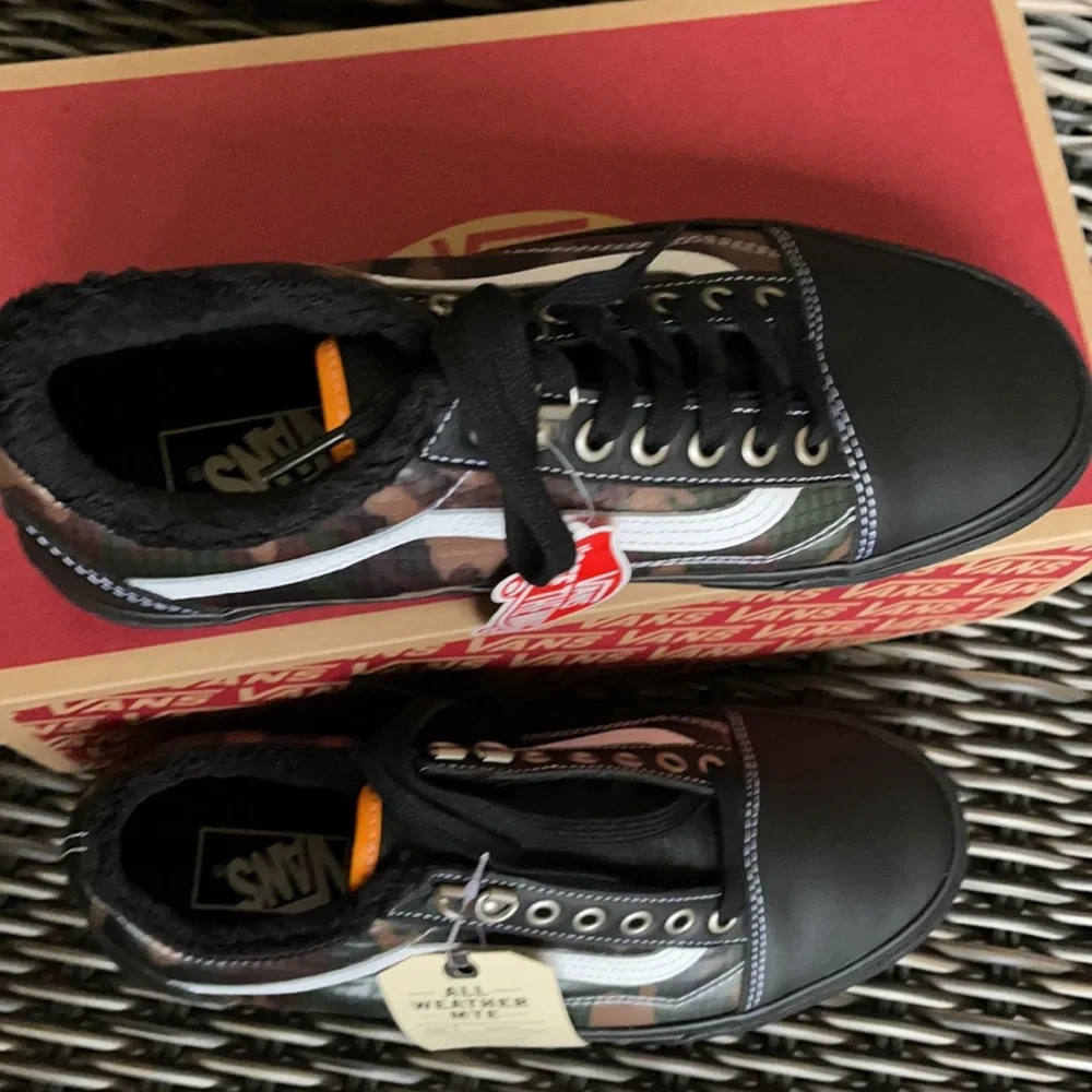 Vans WMNS Old Skool Mte Black/Camo Sneakers - Picture 3 of 16